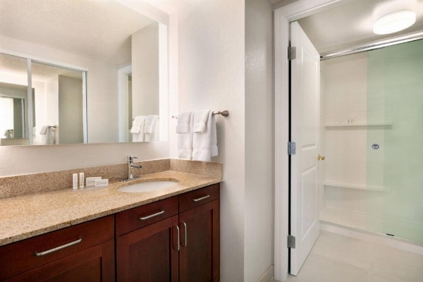 Residence Inn by Marriott Baltimore Downtown/ Inner Harbor image 14